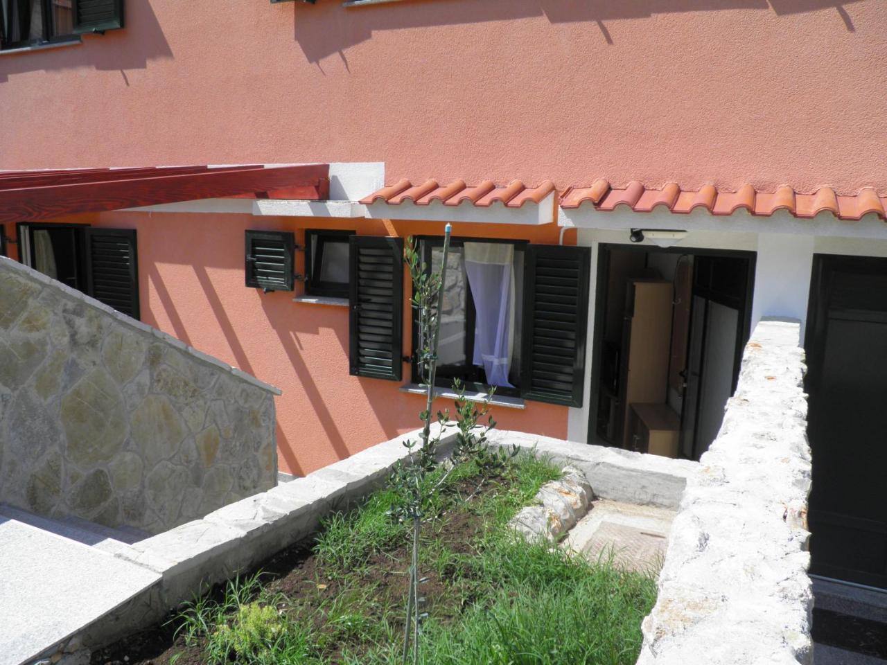 Apartments Pintar Zarok Baška Extérieur photo