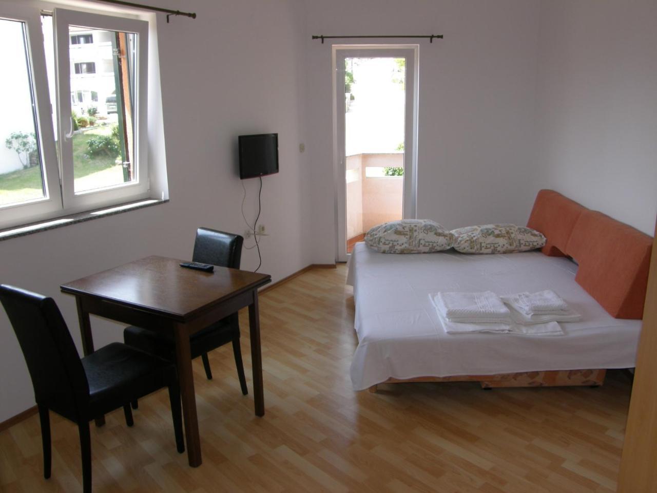 Apartments Pintar Zarok Baška Extérieur photo
